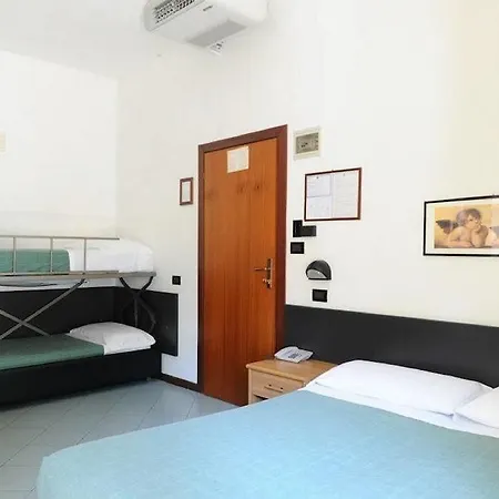 Hotel St Pierre 3*