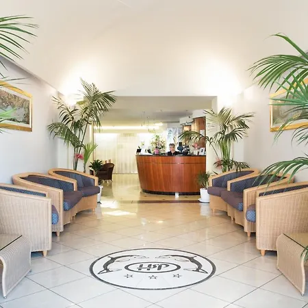 St Pierre Otel 3*