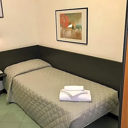 Otel St Pierre Rimini