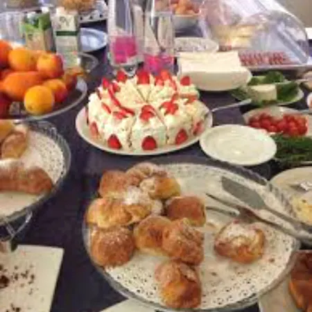 圣皮埃尔酒店 酒店 里米尼