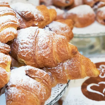 圣皮埃尔酒店 3*