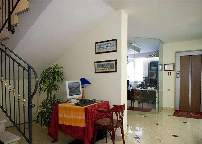 Отель St Pierre 3*