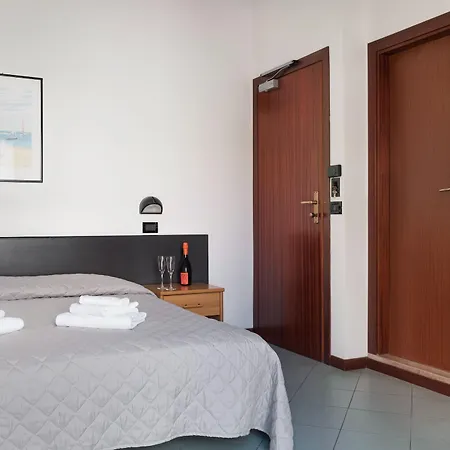 St Pierre 3* רימיני