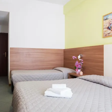 St Pierre רימיני