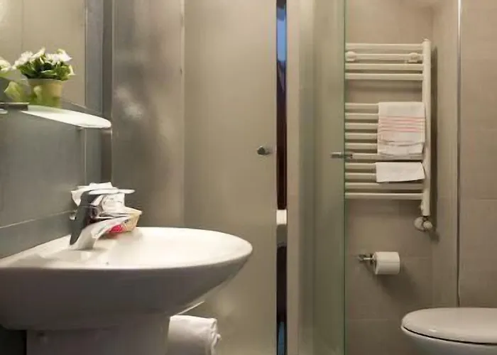 Отель St Pierre Римини